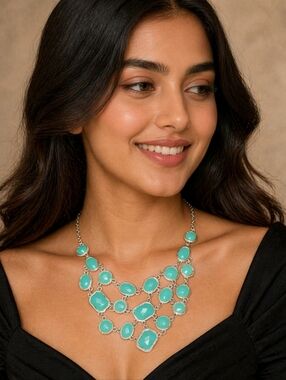 Green Geometric Design Statement Necklace/Choker